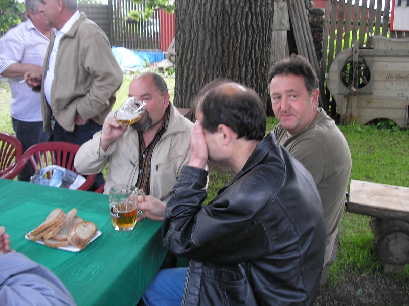 img00004.jpg