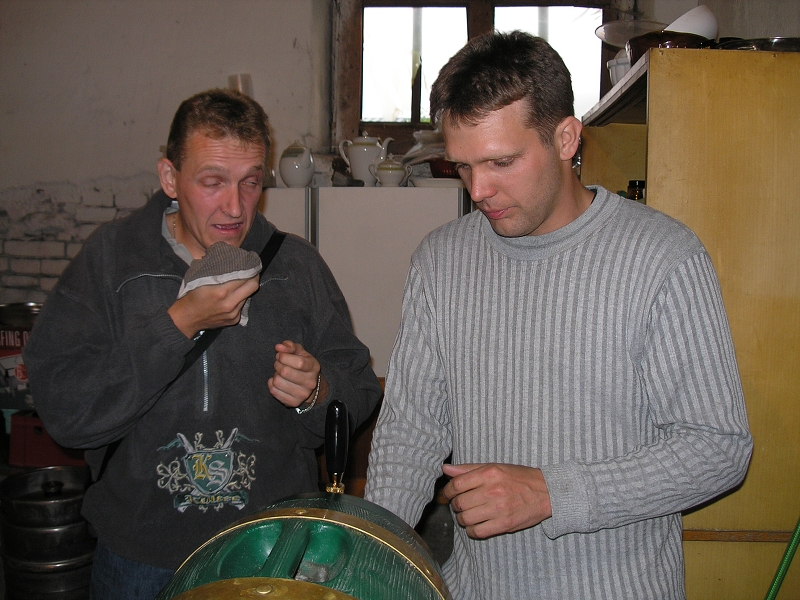 img00019.jpg